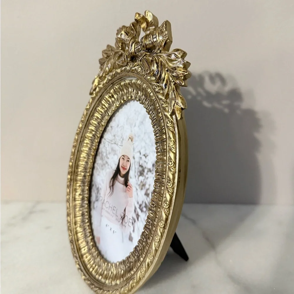 Rachel Zoe Gold Ornate Picture Frame antique style for 4x6” photo